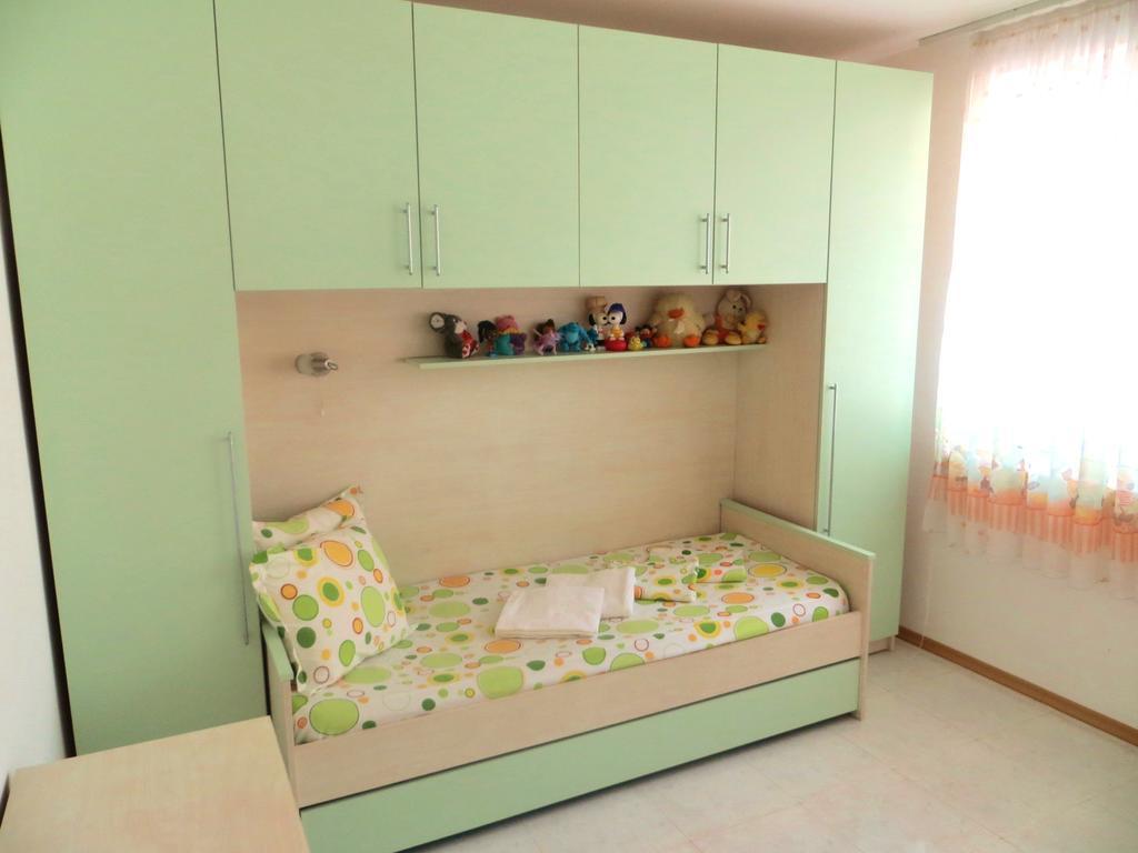 Holiday Apartment In Riviera Complex Sveti Vlas Eksteriør billede