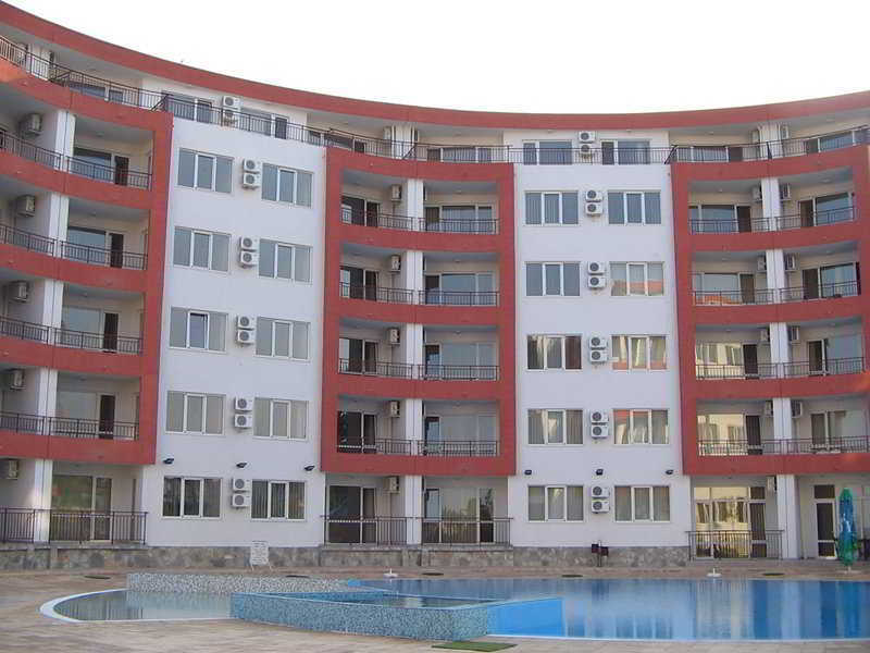 Holiday Apartment In Riviera Complex Sveti Vlas Eksteriør billede
